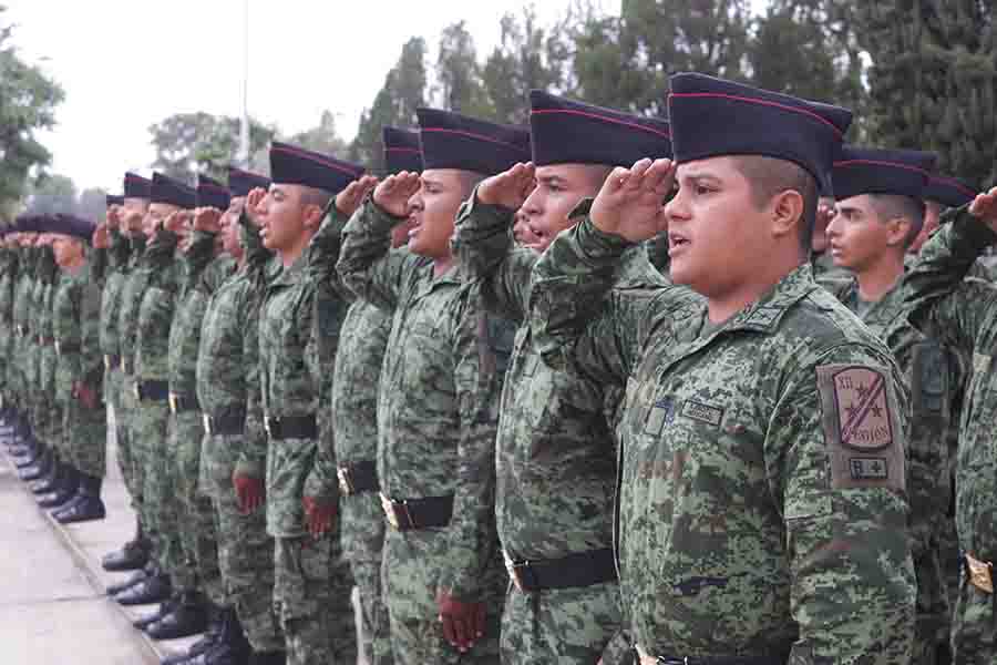 Inician 108 c o n s c r i p t o s el Servicio Militar Nacional