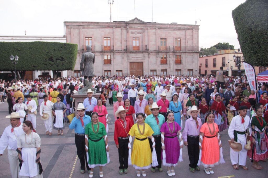 Anuncia Ana Paola López Birlain el XXVIII Festival de la Huasteca en Querétaro
