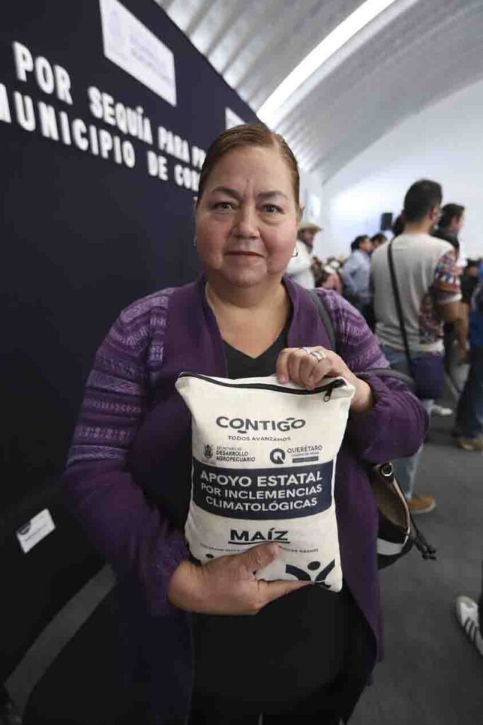 Entrega SEDEA maíz para consumo humano en Corregidora