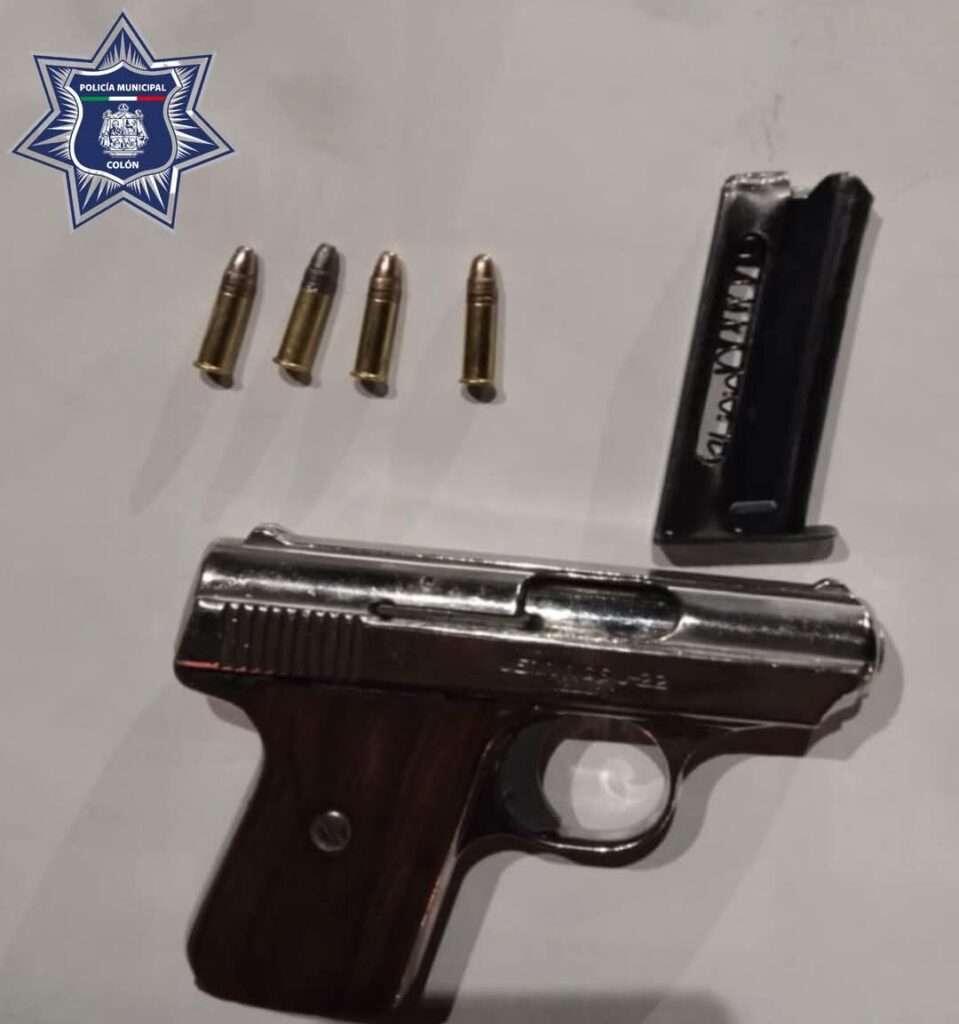 Oficiales de la ssypc de Colón aseguran a masculino tras cometer robo con arma de fuego