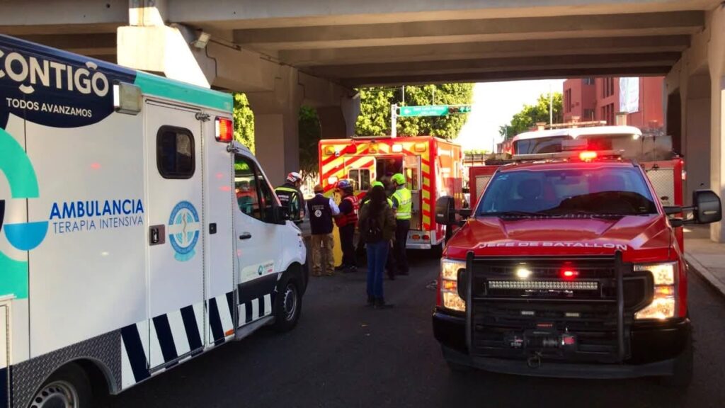 Carambola en la Carretera 57 y Avenida Cimatario deja 10 lesionados y caos vial