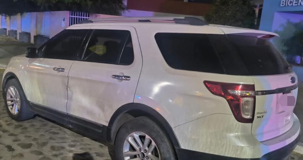 Detienen a sujeto y recuperan vehículo robado en Corregidora