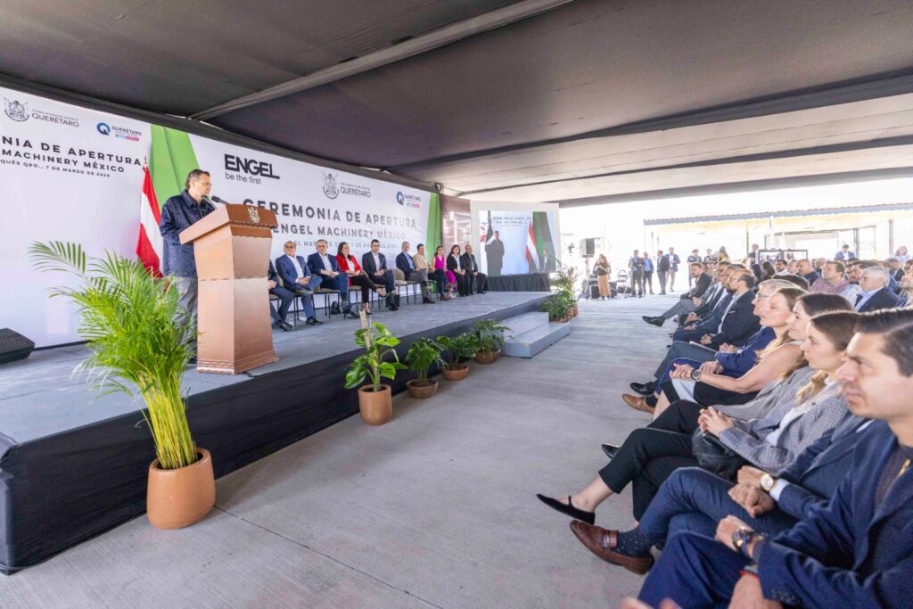 Encabeza Mauricio Kuri apertura de expansión de ENGEL Machinery México en Querétaro