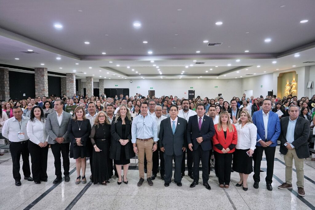 Impulsa Felifer Macías “Cedula COSANAMA” para los centros de tratamientos de la capital