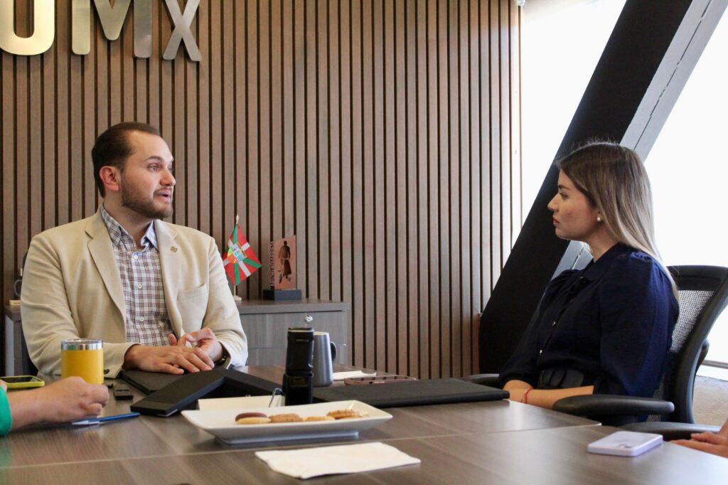 Firma convenio la Secretaría de la Mujer y la Universidad Contemporánea Mondragón para impulsar la educación y emprendimiento femenino