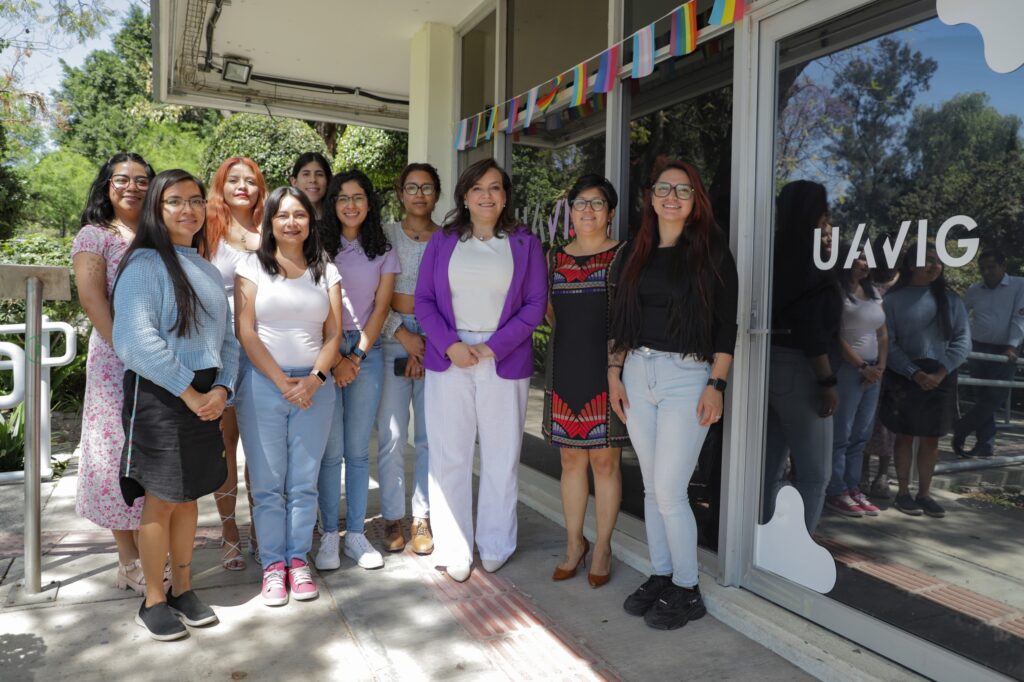 Mujeres y niñas en TODA su diversidad: derechos, igualdad y autonomía.