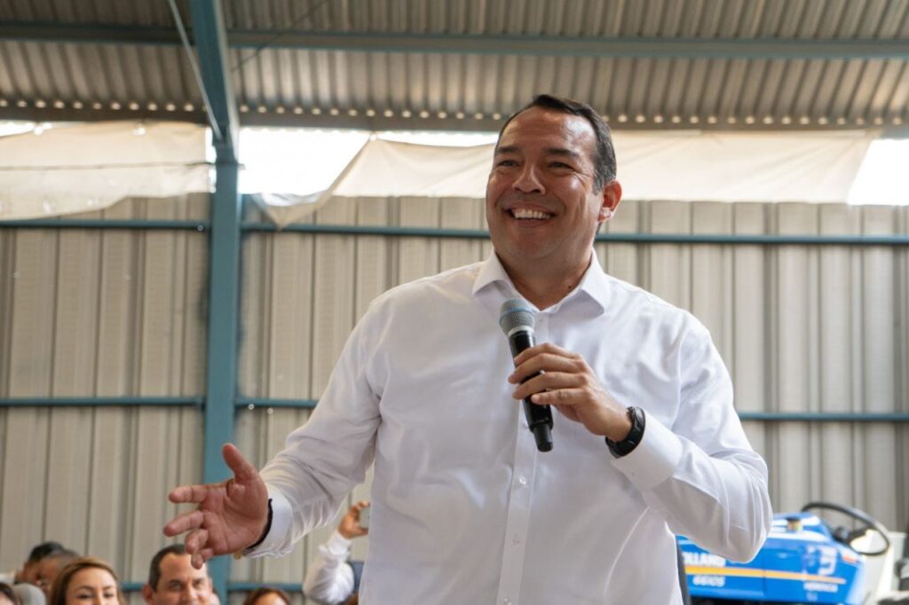 Entrega Roberto Cabrera apoyo a productores del campo sanjuanense con una inversión de más de 1 mdp