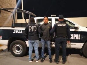Era buscado en Guanajuato y fue detenido en Rincones del Marqués; contaba con orden de aprensión por homicidio calificado en el año 2024.