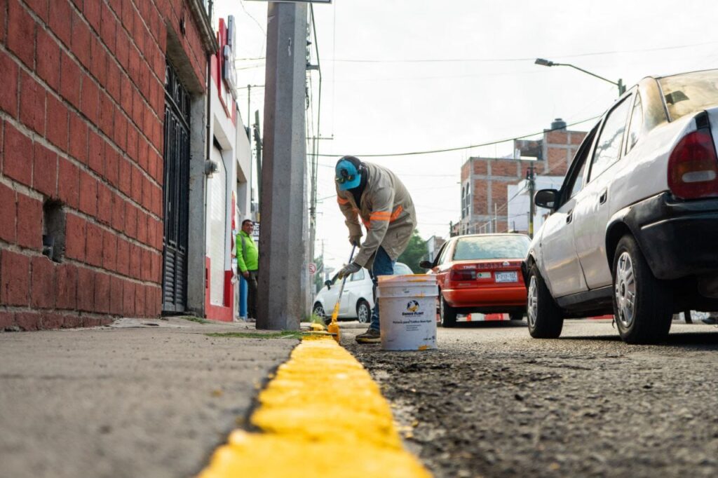 Implementan Programa “Dignificación de Imagen Vial” sobre mil 254 metros lineales de la calle Arteaga