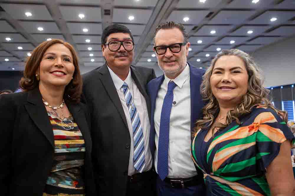 Reconoce Mauricio Kuri a maestras y maestros como constructores de igualdad y de futuro en Querétaro