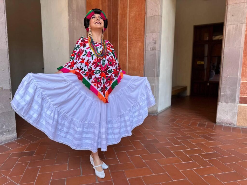 Anuncia López Birlain el 3er Concurso de Baile de Huapango Huasteco Peñamiller 2025