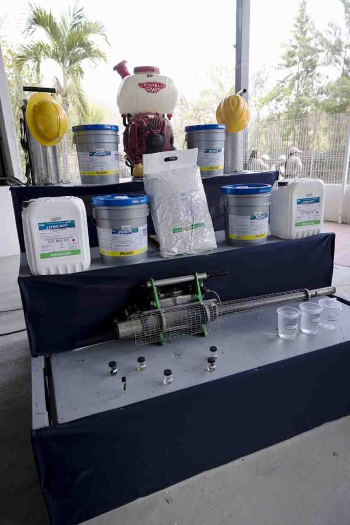 Gobierno de Querétaro combate dengue, chikungunya y zika con entrega de insecticida