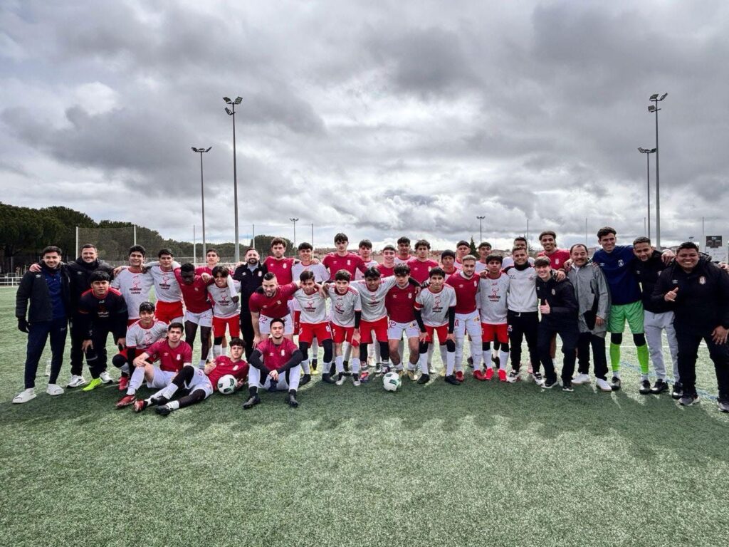 Juega estudiante UAQ en la Copa Intercontinental de futbol, en España