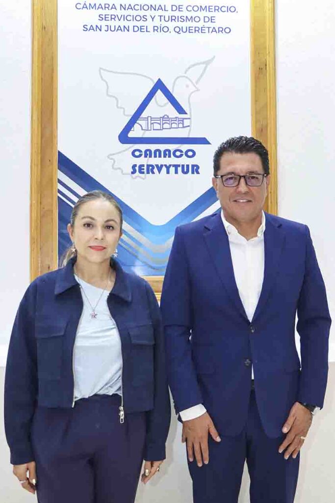 Impulsan UT San Juan y CANACO SJR al comercio local