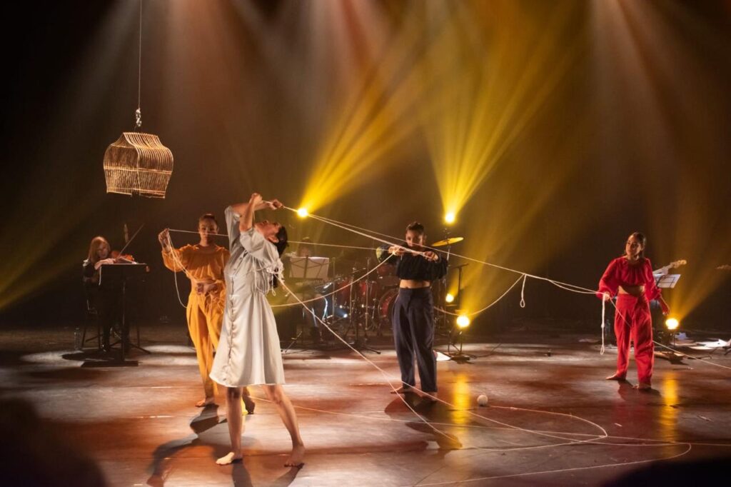 Frida Kahlo revive en danza y música en el Museo de la Ciudad
2/2