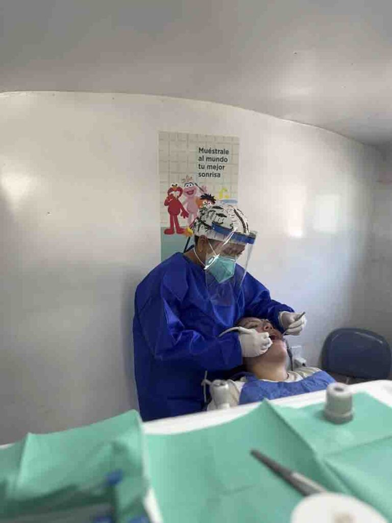 Invita SESA a realizarse profilaxis dental en los servicios de Odontología