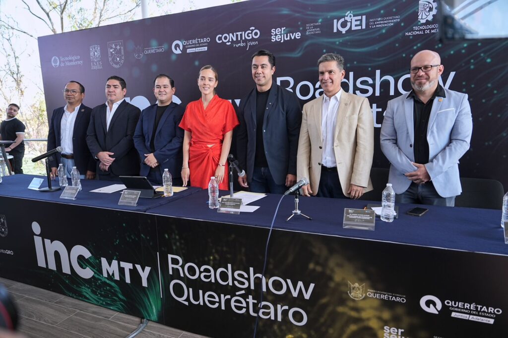 Acude Felifer Macías a la presentación de la quinta edición del “IncMTY Roadshow Querétaro”