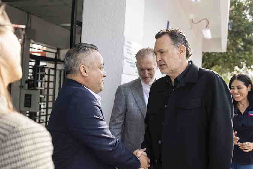 Celebra Gobernador 50 aniversario de Indorama Ventures en Querétaro