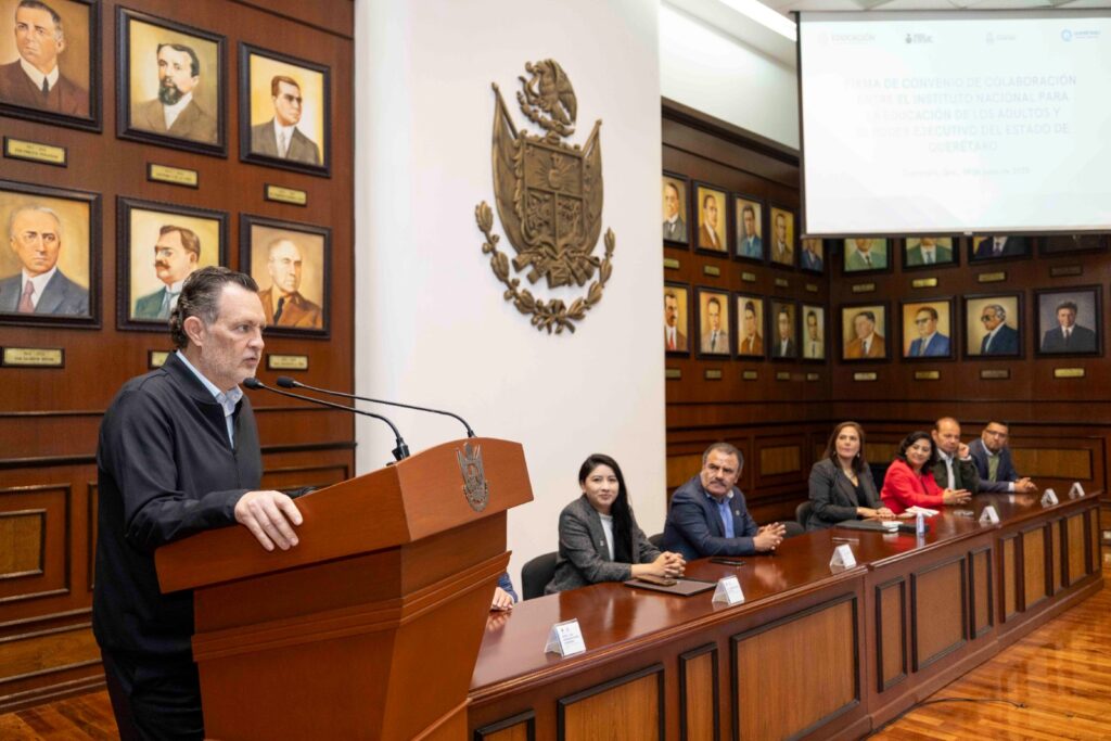 Impulsa Gobierno del Estado oportunidades de aprendizaje para personas adultas