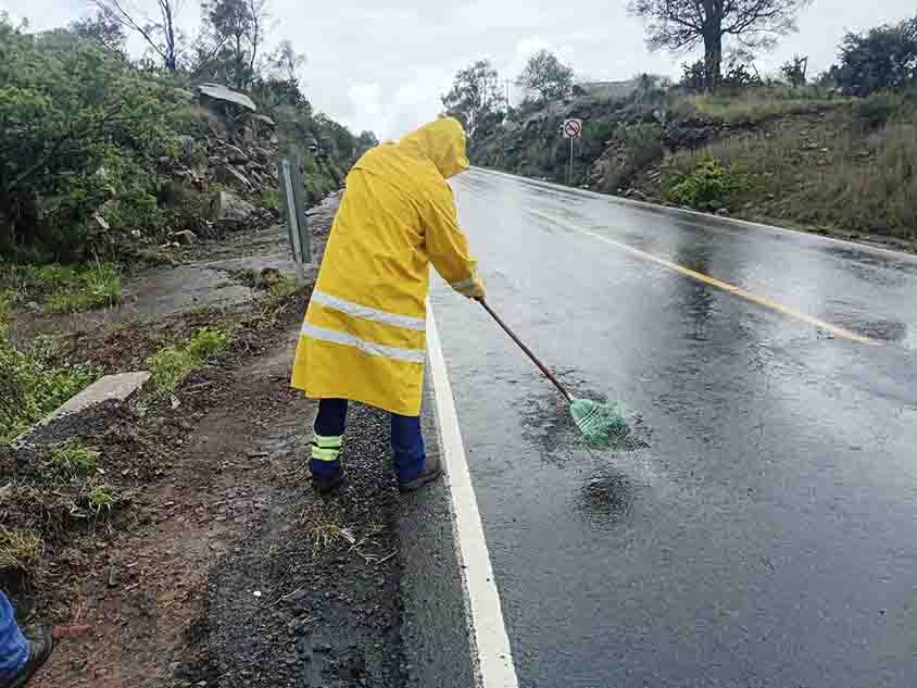 Refuerza CEI mantenimiento vial por temporada de lluvias