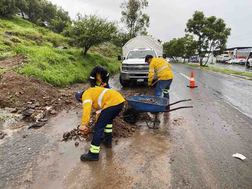 Refuerza CEI mantenimiento vial por temporada de lluvias