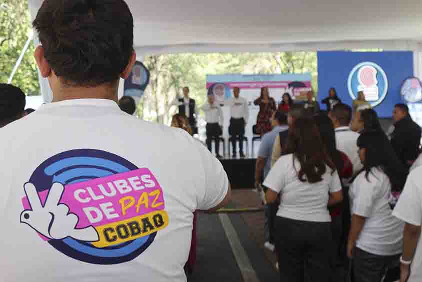 Clausura Martha Soto actividades de Clubes de Paz COBAQ