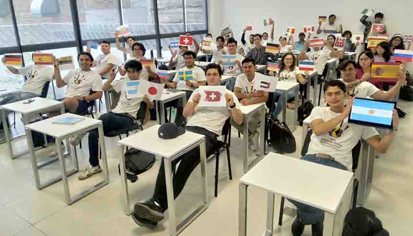 Organizaciones capacitan a jóvenes sobre “seguridad en el voluntariado internacional” en la SSPMQ.
