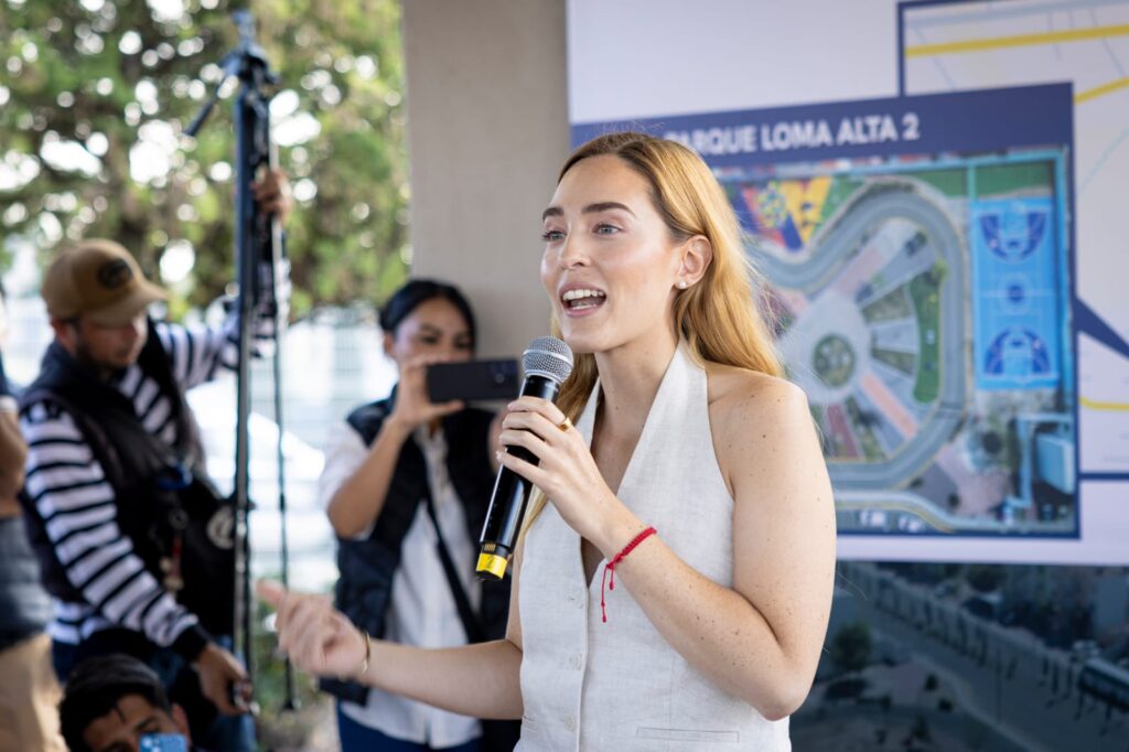 Reciben habitantes de Loma Alta la rehabilitación de espacios públicos