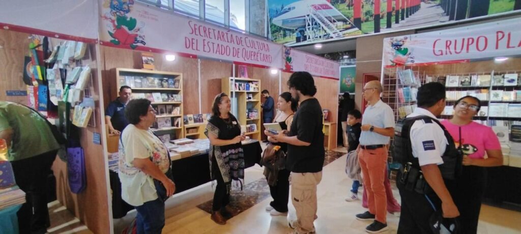 Participan escritoras y escritores queretanos en la FILO de Veracruz