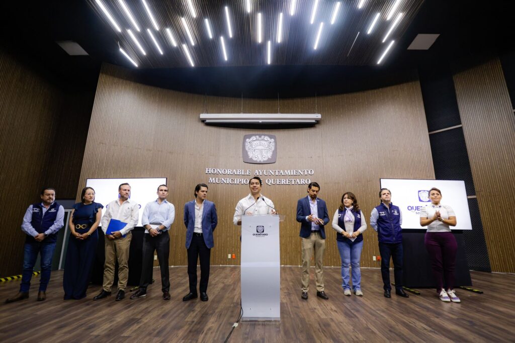 Presenta Felifer Macías avances en simplificación y digitalización de trámites municipales