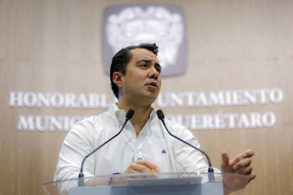 El Extra llega a quienes más lo necesitan, mes con mes: Felifer Macías