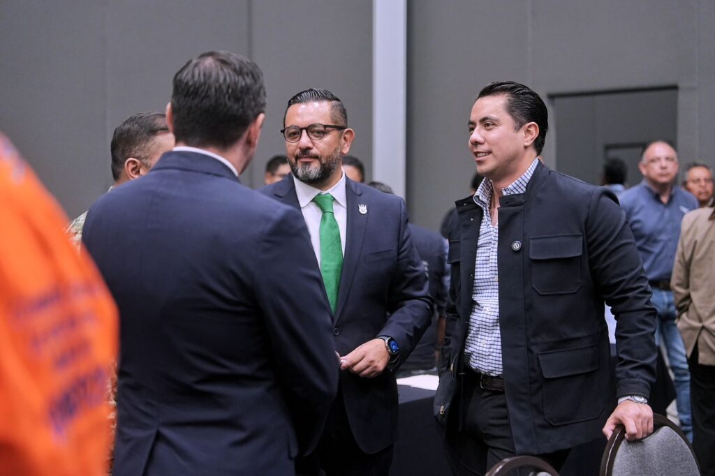 Participa Felifer Macías en la reunión en materia hídrica entre el Estado de Querétaro y el Estado de Guanajuato