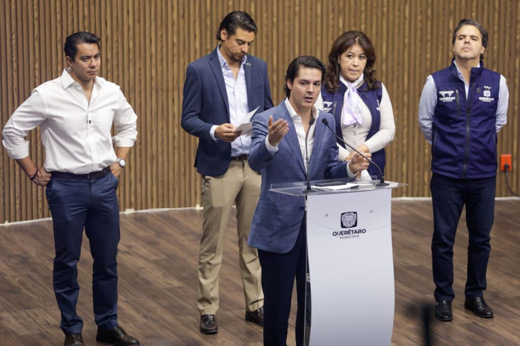 Presenta Felifer Macías avances en simplificación y digitalización de trámites municipales