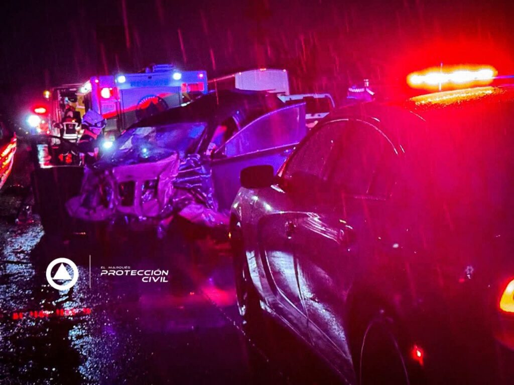 Accidente en la autopista 57 deja dos personas lesionadas