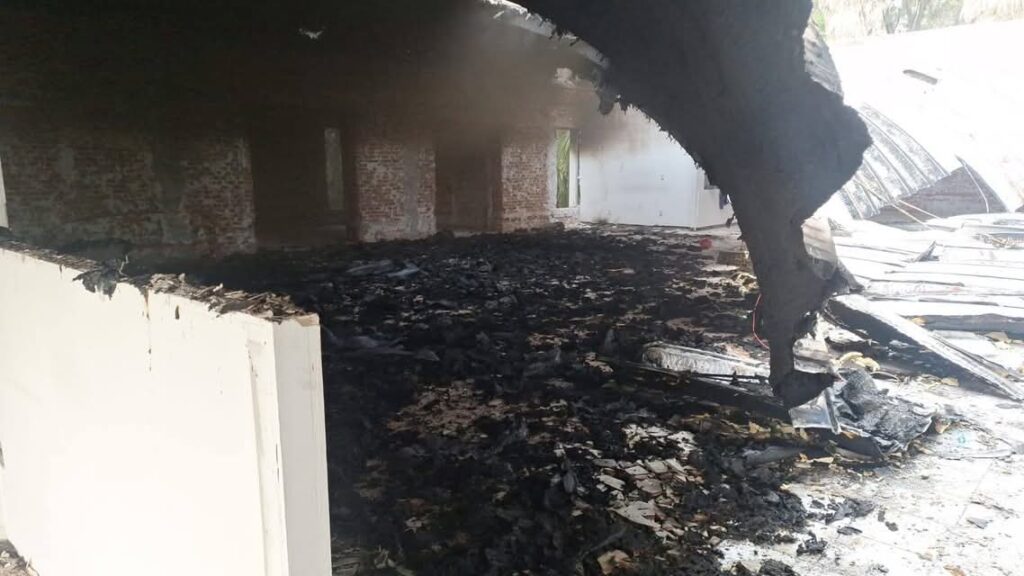 Controlan incendio en predio cercano al Complejo de Seguridad en Paseo 5 de Febrero