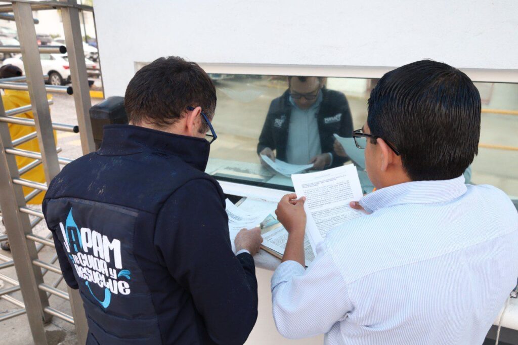 Sanciona JAPAM a empresa por verter ilegalmente aguas a cielo abierto