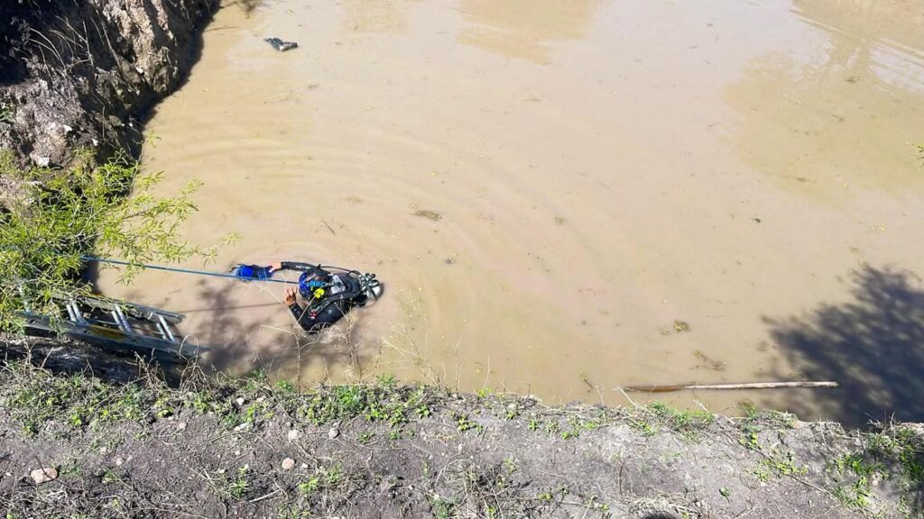 Tragedia en zona cerril: muere adolescente ahogado en cuerpo de agua