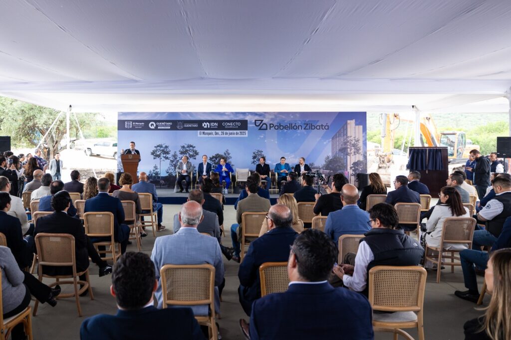 Acompaña Gobernador a la colocación de la primera piedra de Pabellón Zibatá