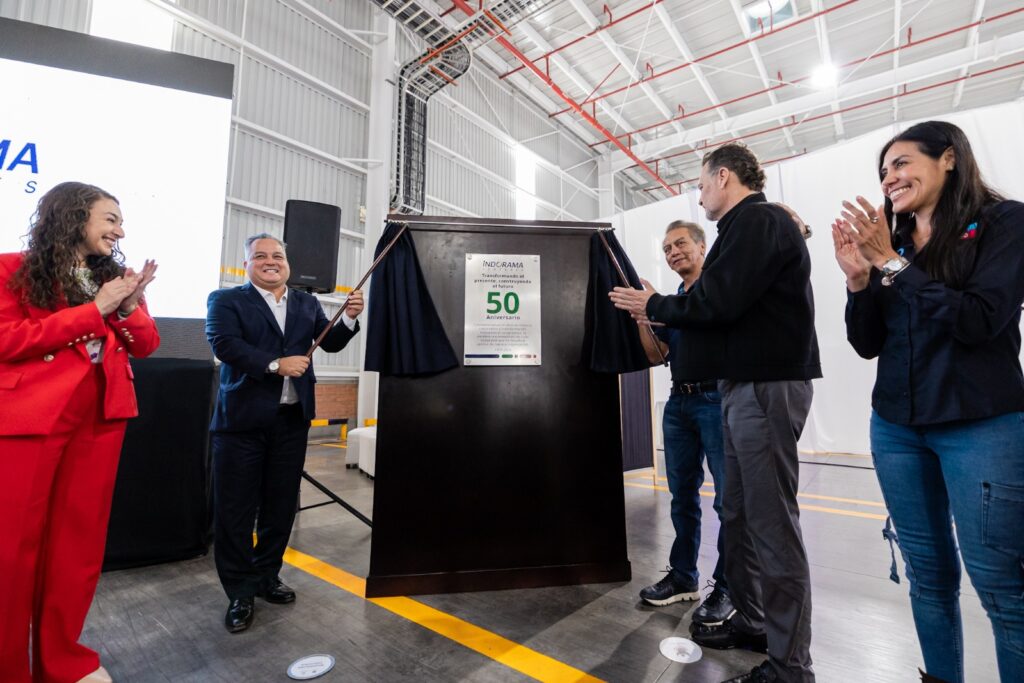 Celebra Gobernador 50 aniversario de Indorama Ventures en Querétaro