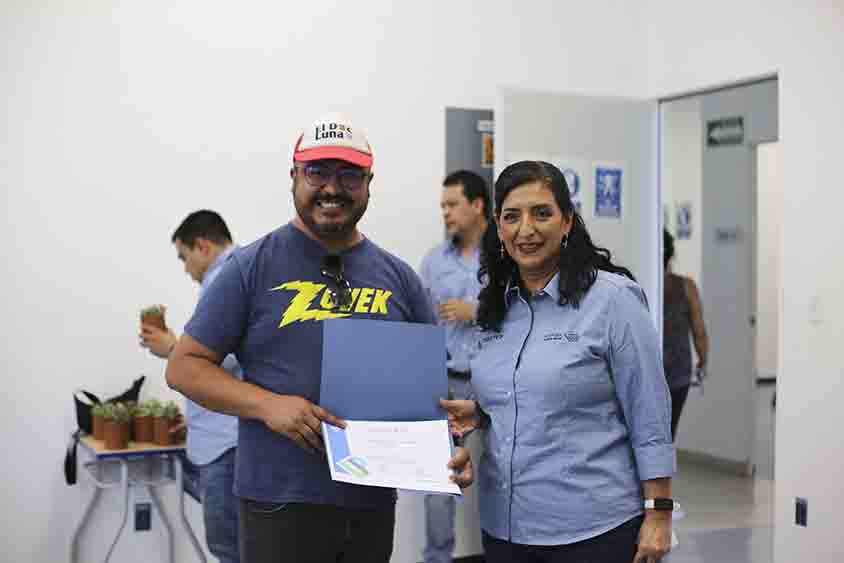 Presentan estudiantes y docentes de la UPSRJ proyectos de Nuevos Talentos Científicos y Tecnológicos 2025