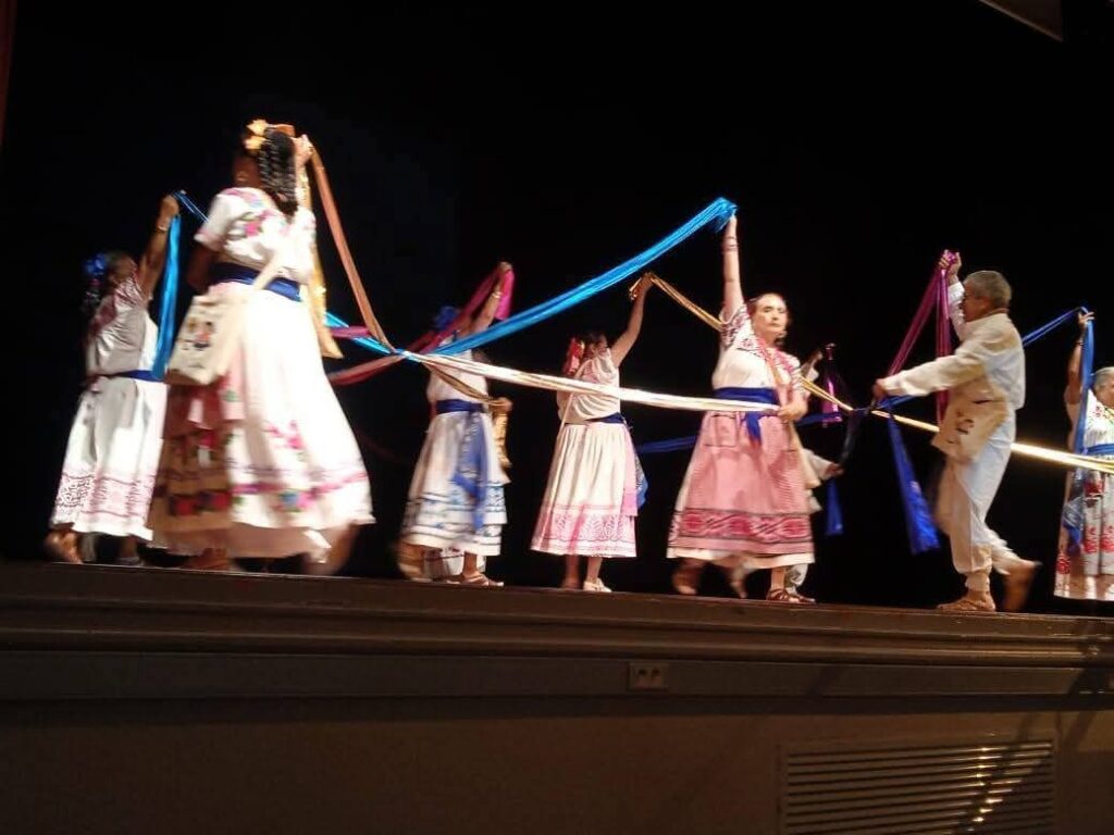 Concluye con éxito la gira por España del Grupo de Danza Xitá.