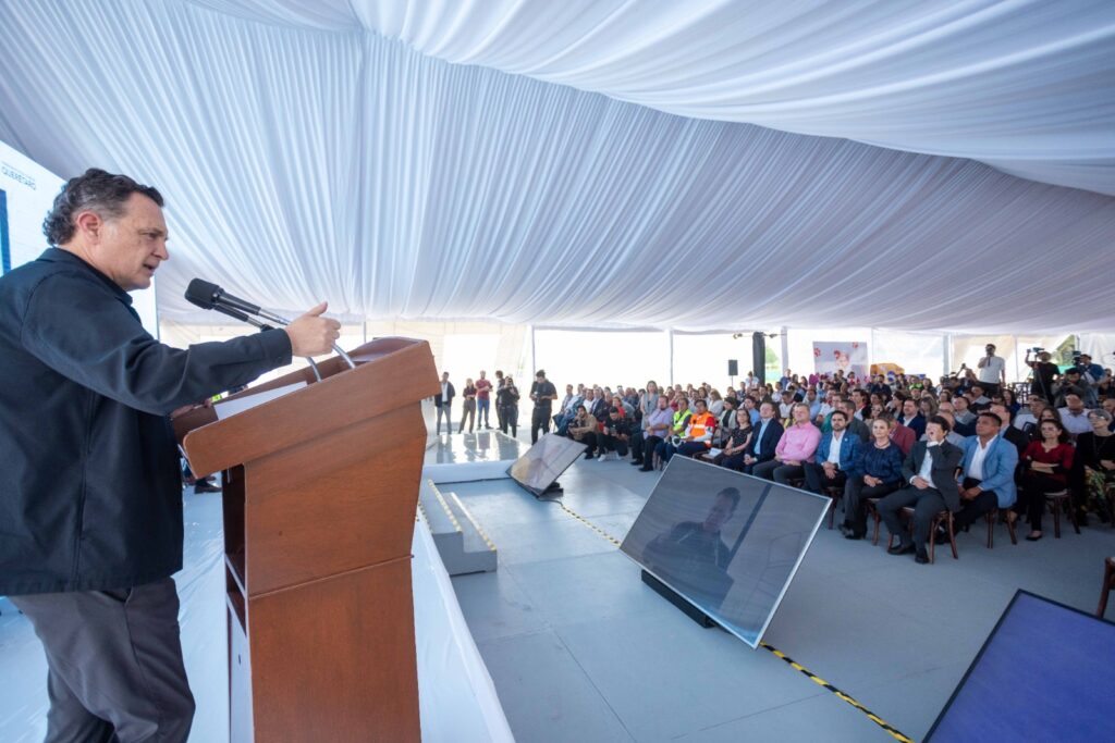 Encabeza Gobernador 30 aniversario de la planta de alimento para mascotas Mars Pet Nutrition en Querétaro