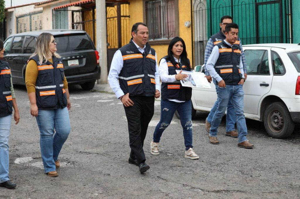 Anuncia Roberto Cabrera mejora de calles en la colonia Quintas de Guadalupe