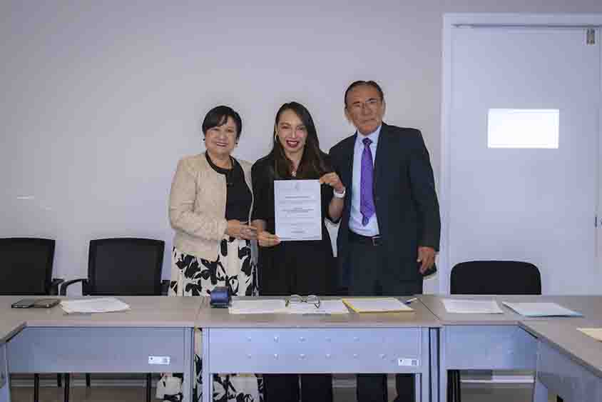 Secretaria de Salud entrega nombramientos a consejeras de CAMEQ