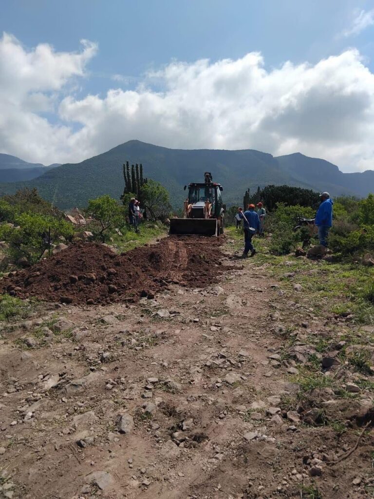 Avanza la Habilitación del Camino Panales–La Estancia con Apoyo de Municipio y Comunidad.
