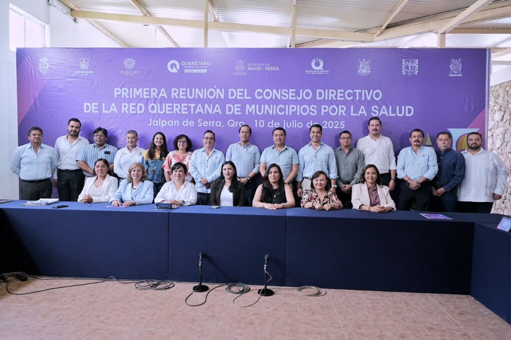 Asiste Felifer Macías a la primera reunión del Consejo Directivo de la Red Queretana de Municipios por la Salud
