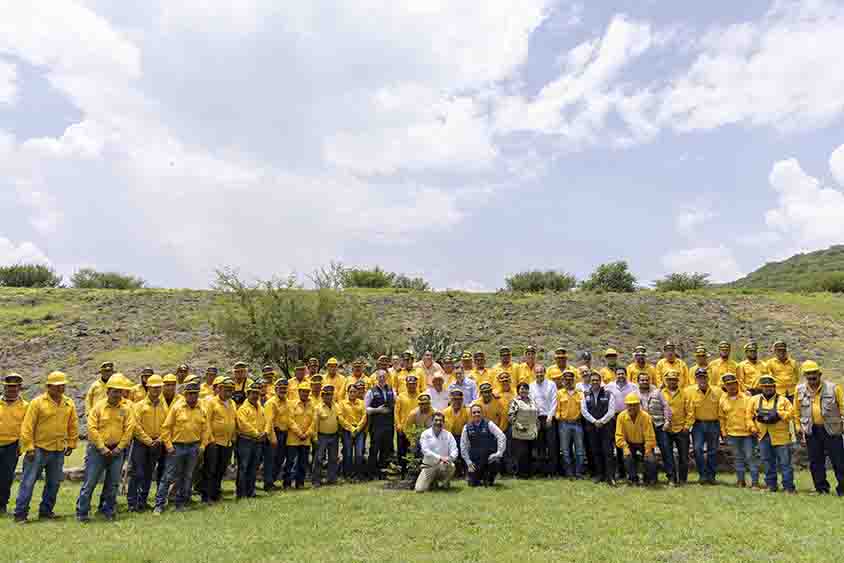 Reconoce Gobernador labor de los brigadistas forestales