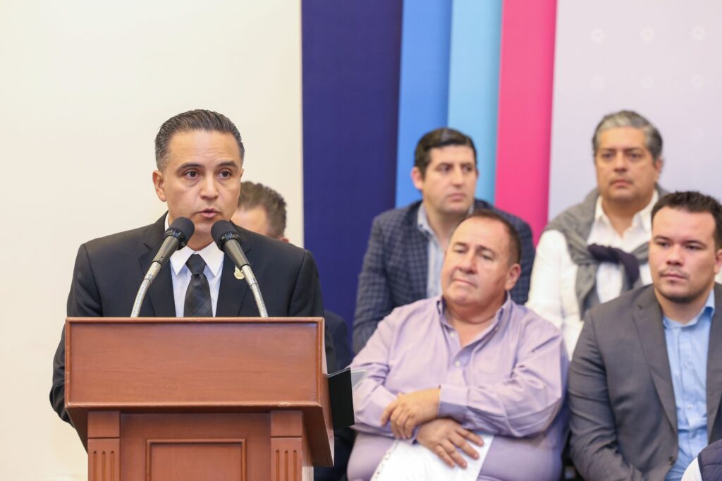 Gobierno del Estado, empresarios y sociedad civil establecen alianza social por la vida