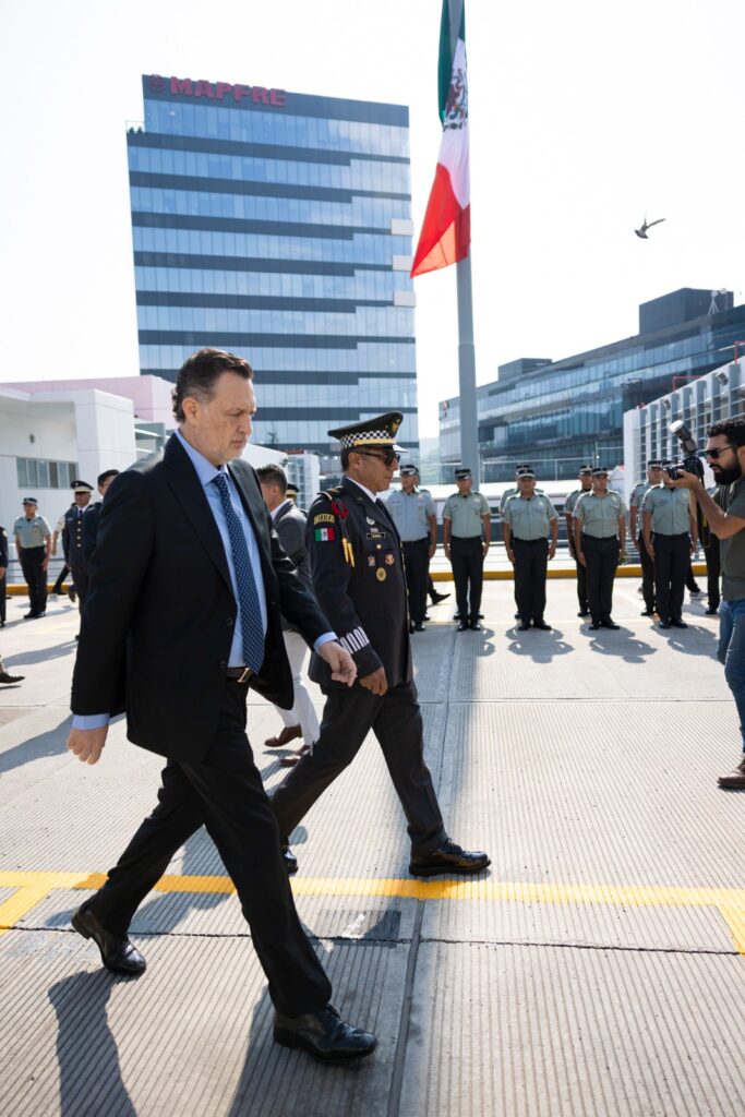 Asiste Gobernador a 6º Aniversario de la Guardia Nacional