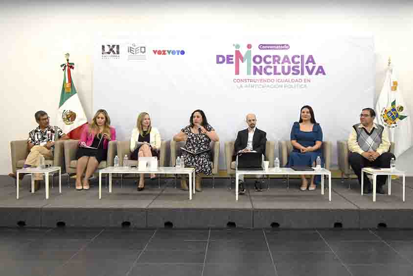 Realizan IEEQ y Congreso local conversatorio sobre democracia inclusiva